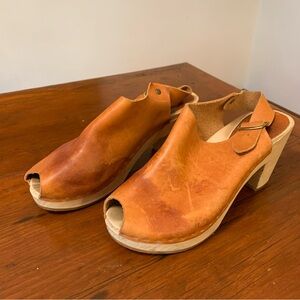 BRYR Clog Spanish Toe Slingback Natural Leather